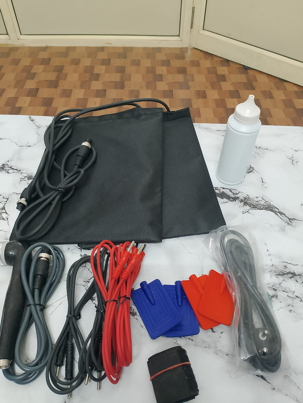TNT Advanced 5-in-1 Combination Therapy Unit (IFT + TENS + MS with Russian Current+ US + Deep Heat)